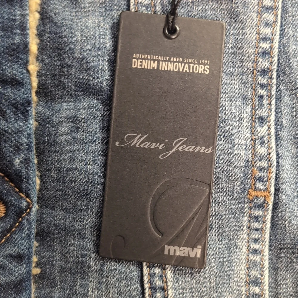 NWT Mavi Kaira Sherpa Lined Denim Trucker Jacket Size Small - Picture 5 of 13